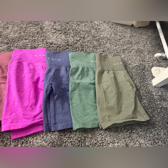 8 NVGTN Pro Seamless Shorts size M - Picture 5 of 5